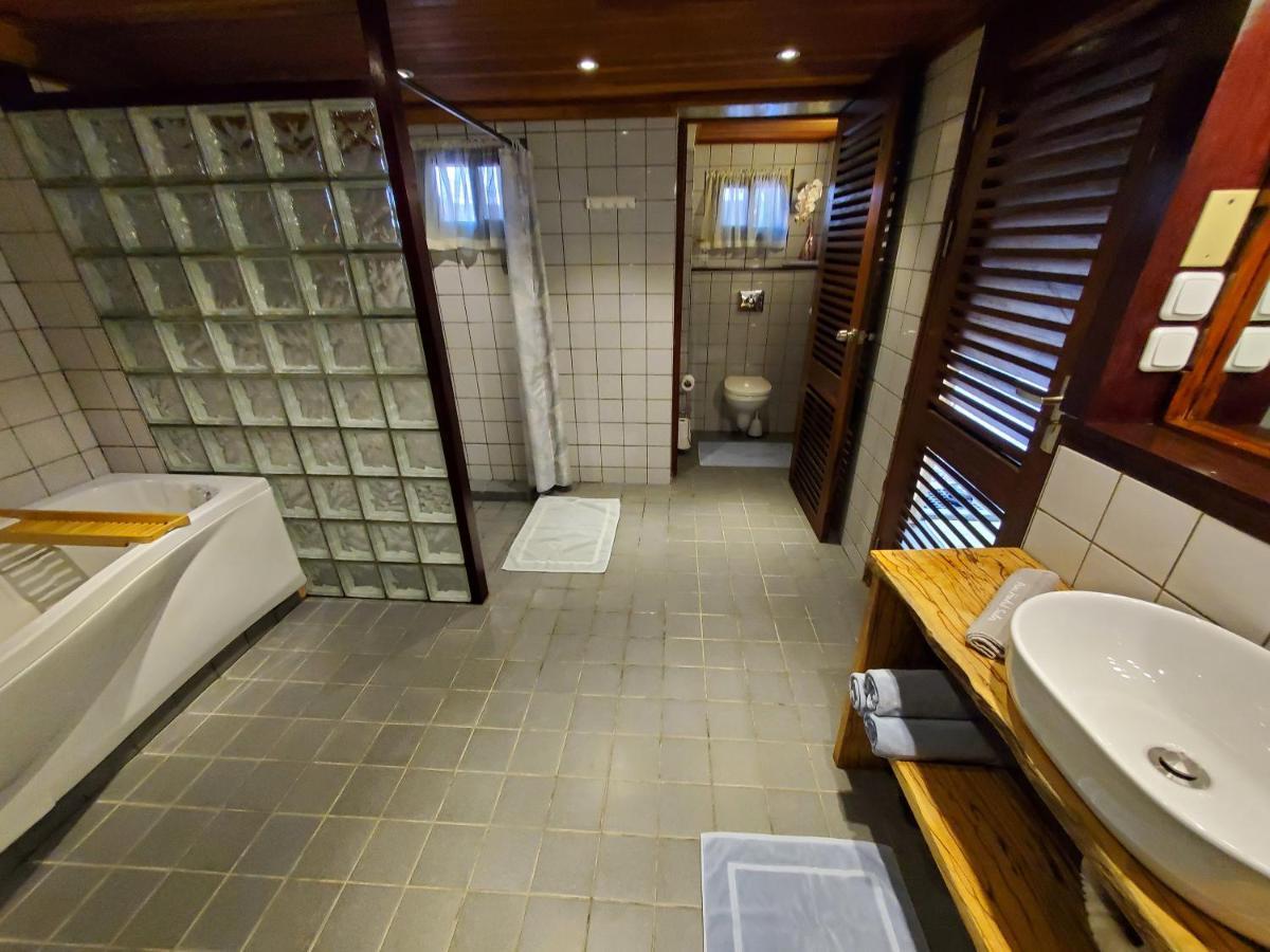 Prins Hendrik Suites Paramaribo Exteriör bild