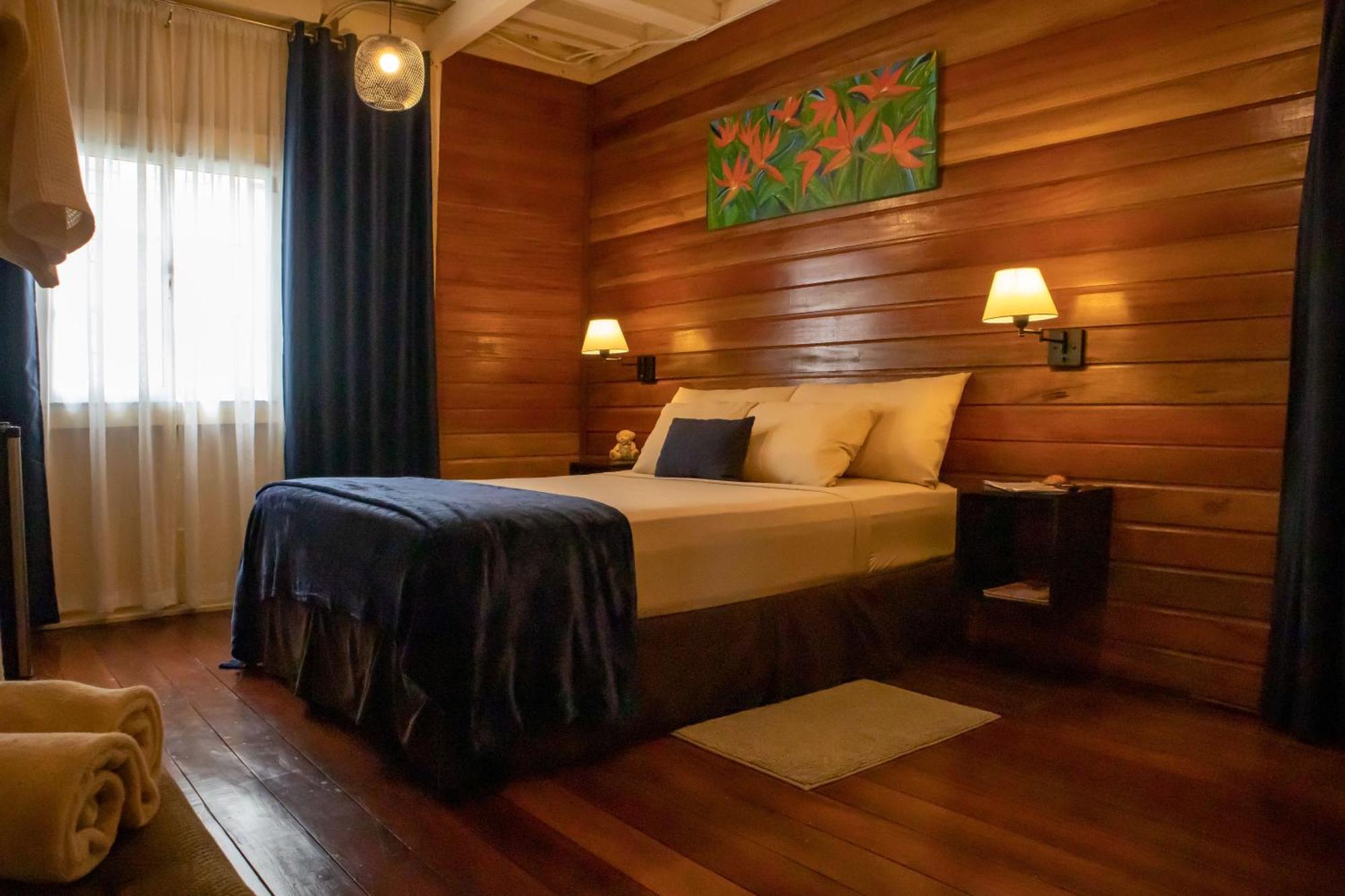 Prins Hendrik Suites Paramaribo Exteriör bild