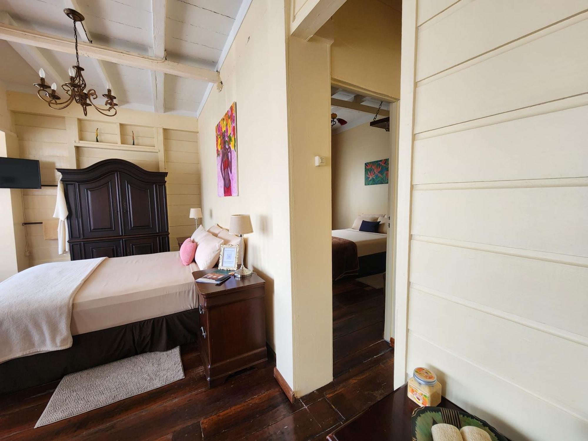 Prins Hendrik Suites Paramaribo Exteriör bild